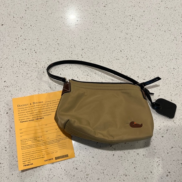 Dooney and Bourke mini nylon bag - Picture 1 of 4